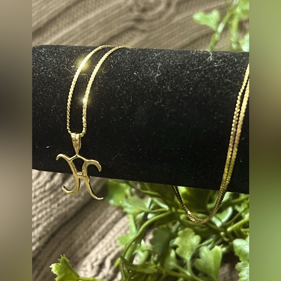 14K “H” Initial Necklace, Solid Gold - Picture 1 of 6